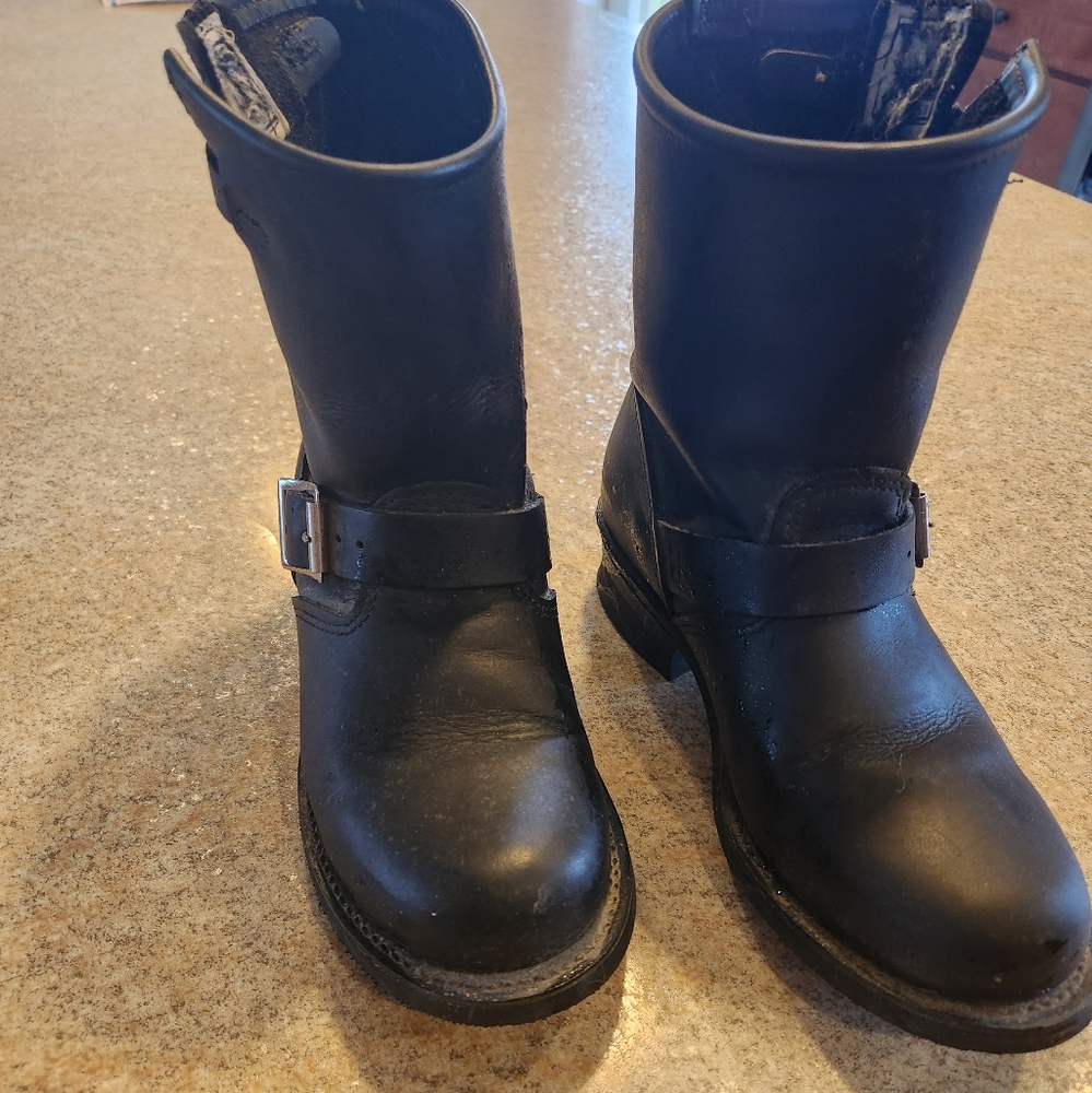 Ladies Frye Engineer Black Leather boots